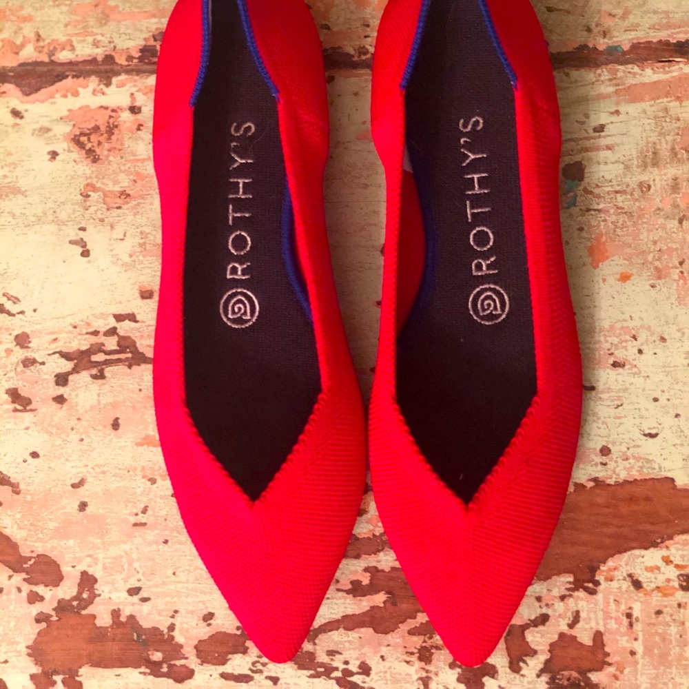 Never Worn Chili Red Rothy's Pointer